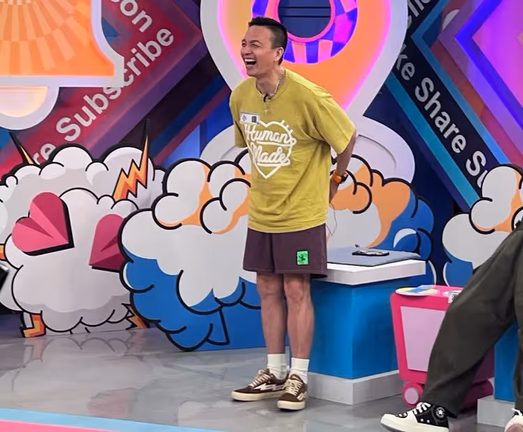 小鐘女友見家長「露背裝開到股溝」　惹爸氣噗噗：下次不要讓我看到她