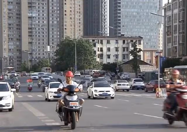 回顧:母親帶著孫子去打麻將打到凌晨1點!兒子稱帶了十天成肺炎