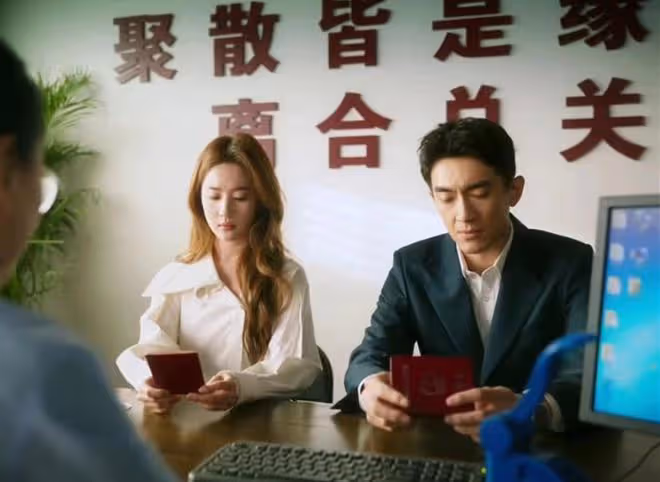 《玫瑰的故事》直到黃亦玫愛上傅家明,她還不知,他比方協文還渣