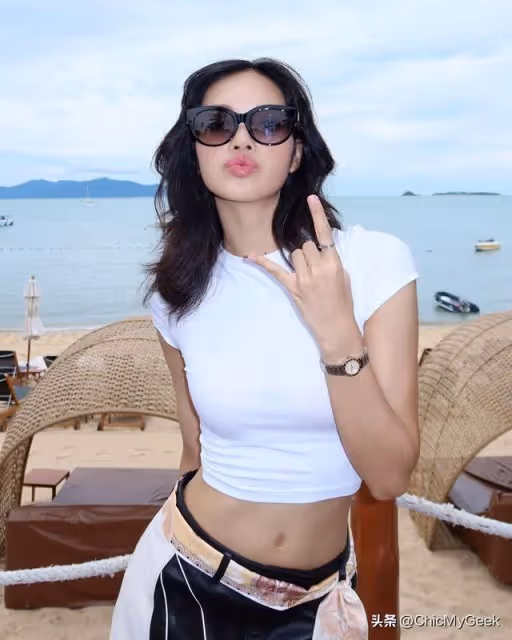 Lisa單飛兩小時破吉尼斯紀錄,新歌MV彩蛋全曝光!