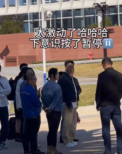 黃磊非洲被偶遇！轉型幕後暴瘦大變樣！原來這些爆款綜藝是他導的