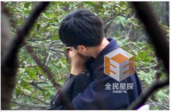 9年前帶陳妍希「墓園祭祖熱吻」遭批！　陳曉昔護愛：我奶奶想看