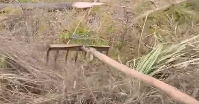 村民發現十噸重國寶,多次上交遭專家拒絕,3年後卻成鎮館之寶