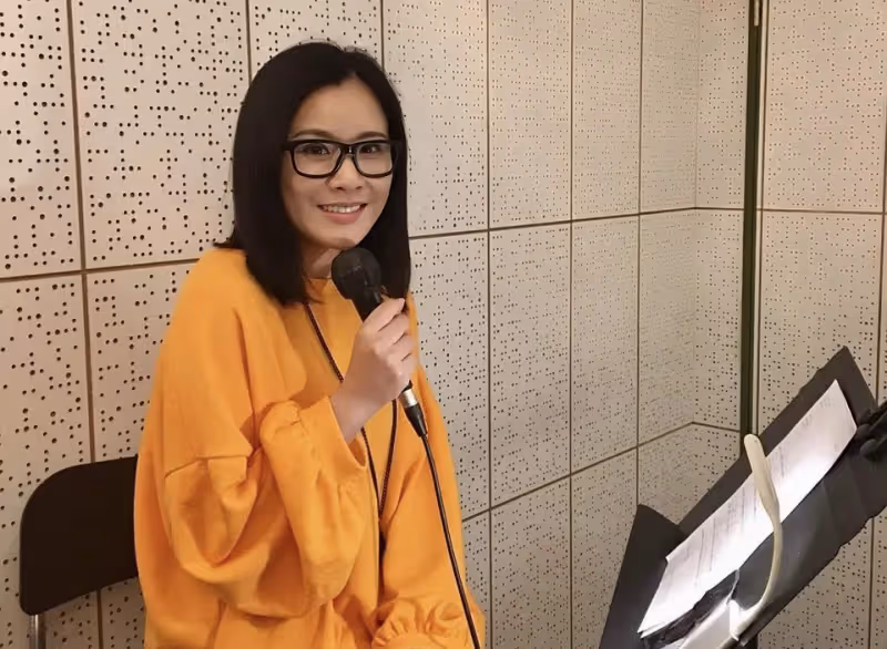 香港女星張文慈,商演遇非禮遭摸遍全身,做過凍卵手術已放棄生育