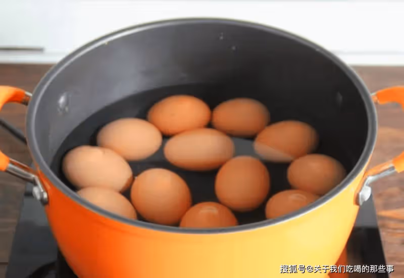 這才是茶葉蛋的正確做法,茶香濃郁,入味好吃,學會可以開店了