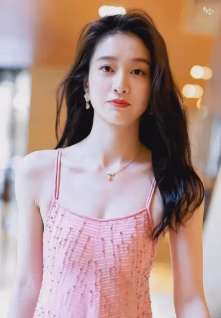 同是「國民閨女」，有人紅成一線，有人卻遭謾罵，真是天壤之別