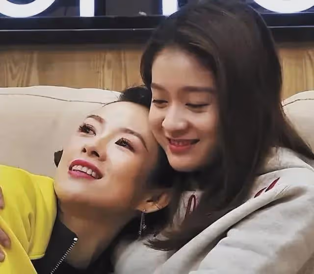 同是「國民閨女」，有人紅成一線，有人卻遭謾罵，真是天壤之別