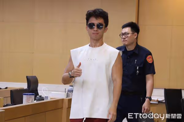 遊艇派對結識孫安佐「只是喜歡刀槍」經紀人贊他善良體貼