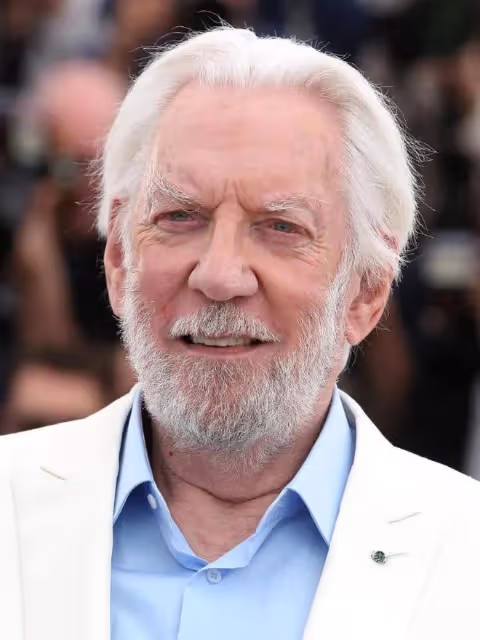 著名影星唐納德薩瑟蘭因病離世,享年88歲,最後露面照公開