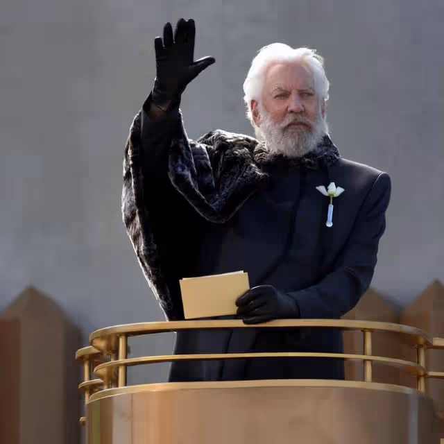 著名影星唐納德薩瑟蘭因病離世,享年88歲,最後露面照公開
