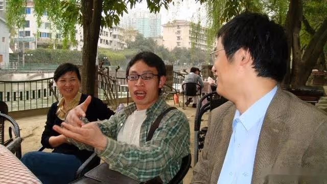 回顧:汶川地震丟下學生自先跑的老師「范跑跑」,被網曝後怎樣?