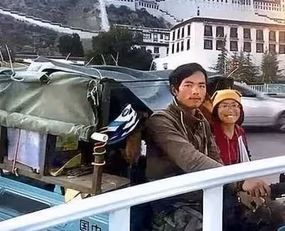 回顧:15年小伙丁一舟帶著絕症女友,騎車環遊中國,如今怎麼樣了