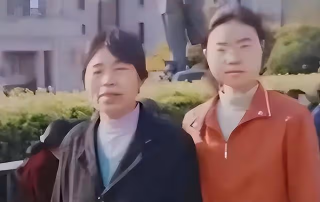 回顧:女研究生帶母上學,兩個月後卻自縊身亡在宿舍誰逼死了她?