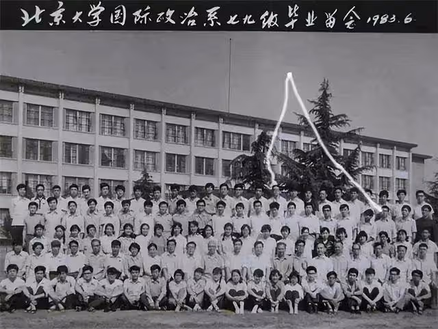 回顧:學霸夫妻隱居深山27年,富豪同學得知後坦言,你缺錢我給啊