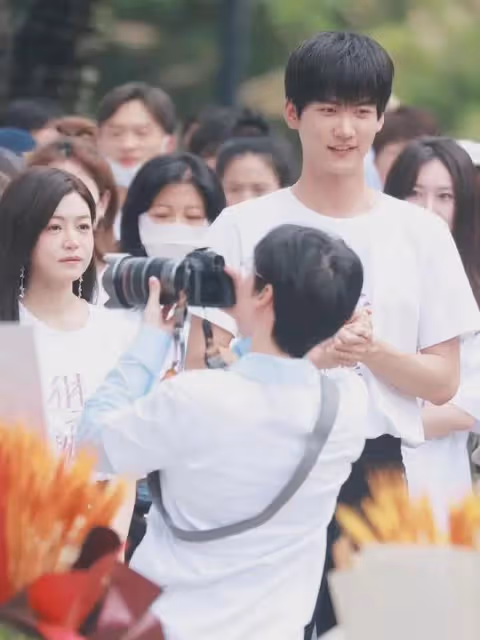 陳妍希已摘下婚戒!和小19歲塌房男星甜蜜互動,評論區淪陷!