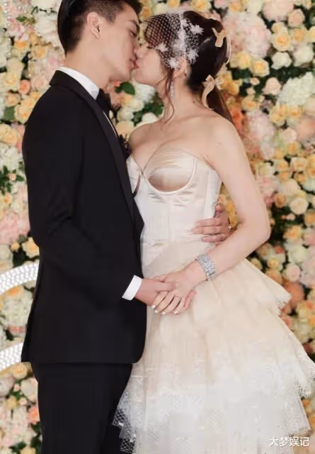 陳妍希傳婚變!網揪近照1細節:再造謠就不禮貌了