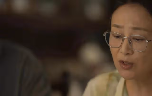 玫瑰的故事:直到黃亦玫撩到莊國棟,蘇更生才發現,她真牛