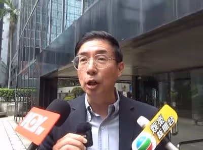 港星爆還沒離完婚！不滿火辣港姐上門：明知小孩還在家