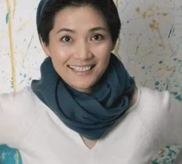 演員李婷,患病9年去世,離婚前夫帶女兒再婚,弟弟做法令人心寒