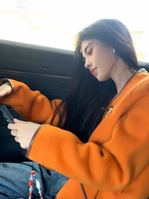 鞠婧禕三款造型，穿出了爺叔對時尚的洞察：服裝是來襯託人的