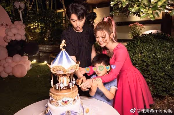 陳妍希爆婚變「憔悴帶兒上學」被拍! 偽單親半年0同框陳曉