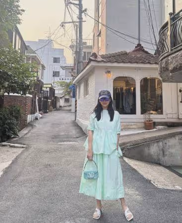 閃爆!玄彬陪孫藝真逛街 店員目睹「寵妻舉動」:他靜靜坐著等⋯