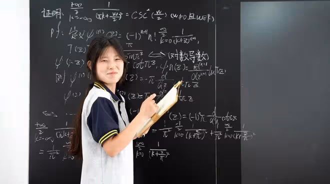 阿里巴巴發文評價姜萍，初中數學就很突出，斷崖式領先其他科目