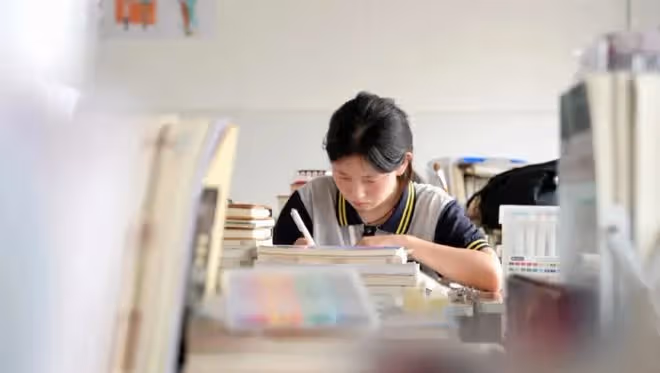 阿里巴巴發文評價姜萍，初中數學就很突出，斷崖式領先其他科目