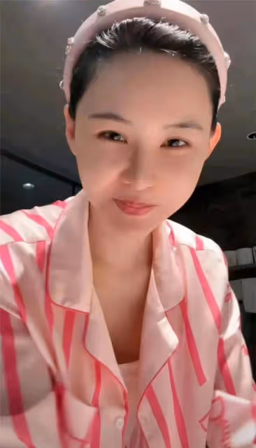 張穎穎直播懟網友,被說素質低,終於明白她為何不如馬筱梅