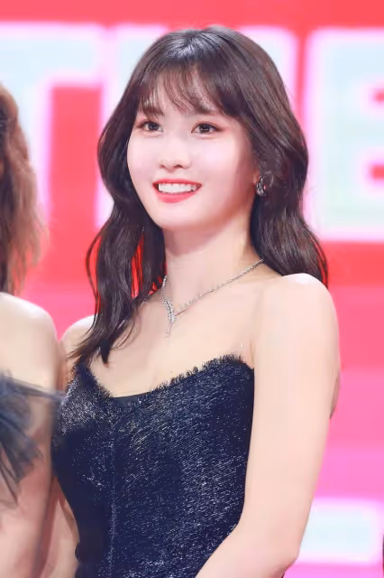 日本女星平井桃靚麗寫真!膚白貌美風情萬種性感撩人