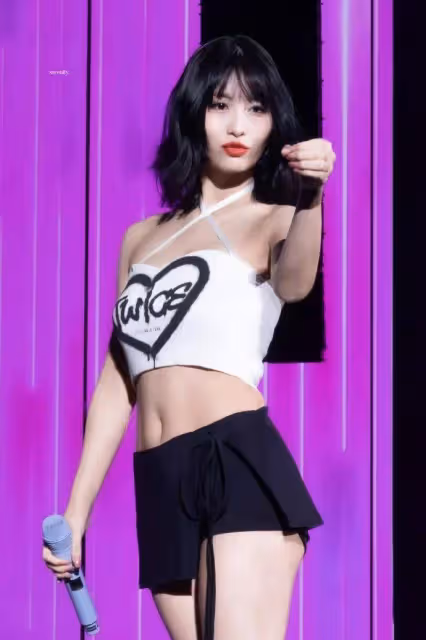 日本女星平井桃靚麗寫真!膚白貌美風情萬種性感撩人