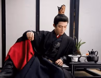 《墨雨雲間》蕭蘅為什麼幫姜梨?薛芳菲的弟弟還活著嗎?季淑然的結局是什麼?