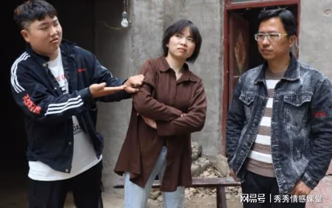 我丁克被誤診患癌,哥嫂們沉不住氣,來病房大鬧:車房都得給我們