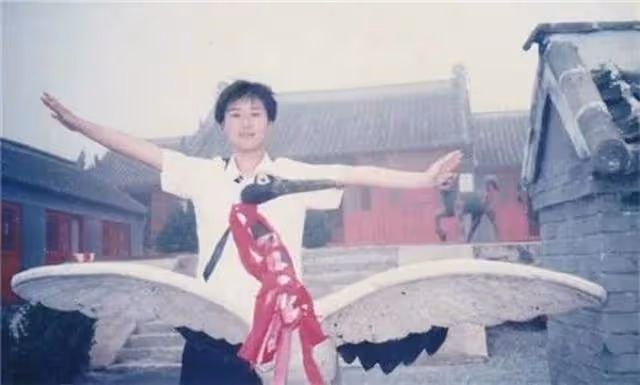 回顧曹茜:父母送她出國留學,卻21年拒見患癌父母到底是為什麼?