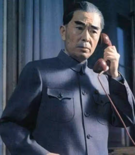 痛悼!88歲老戲骨王鐵成去世,50多次飾演周總理,把偉人真正演活