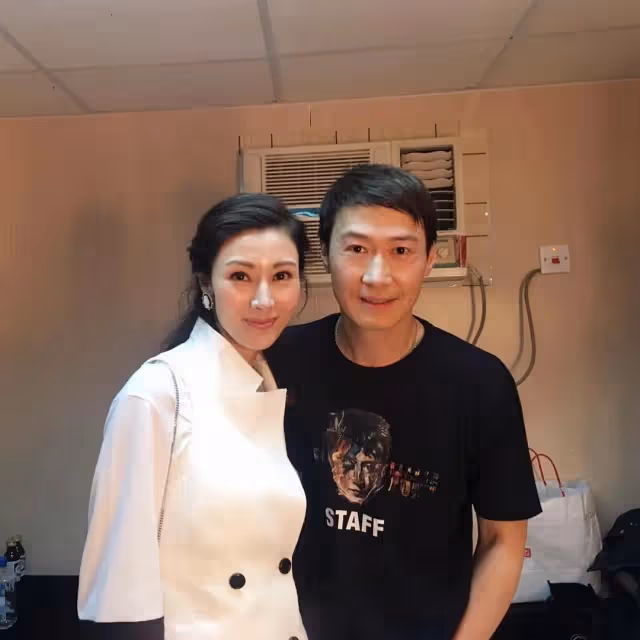 最美港姐李嘉欣54歲生日　凍齡美顏驚豔眾人