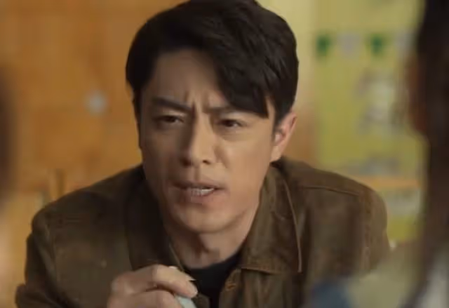 玫瑰的故事:方協文二婚查出不育,怒甩3000萬搶小初撫養權