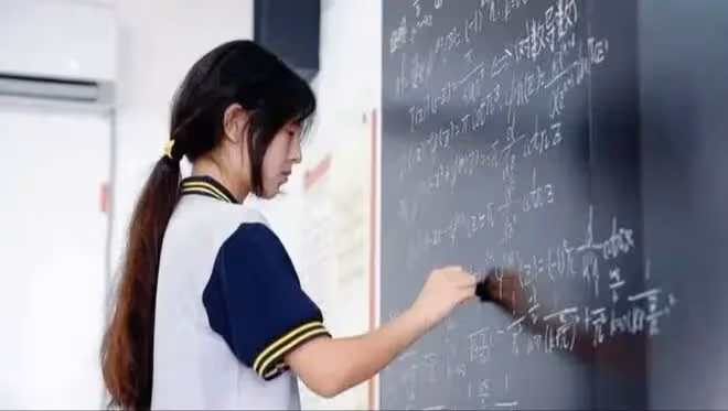 姜萍被實名舉報作弊造假,打假者趙斌是不是弄錯了?