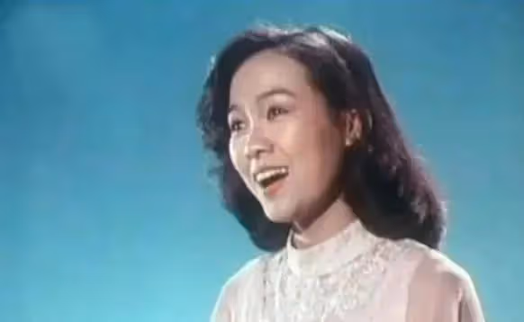 事實證明,被老外「玩膩就丟掉」的鄭緒嵐,已經活成了一個笑話