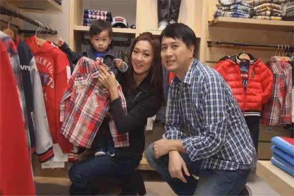 明星夫妻宣布離婚!結束18年婚姻共同撫養兒女,離婚原因讓人唏噓