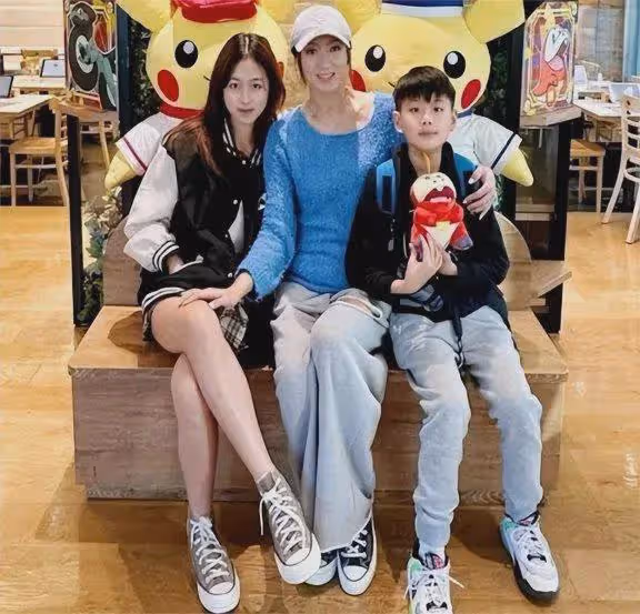 明星夫妻宣布離婚!結束18年婚姻共同撫養兒女,離婚原因讓人唏噓