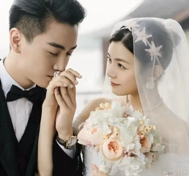 陳曉為了趙麗穎堅持離婚?離婚成本離譜,為逼陳妍希離婚凈身出戶