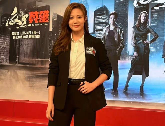 又一TVB警匪劇下周播!TVB女星曬合照曝光男友樣貌!曾是同事關係