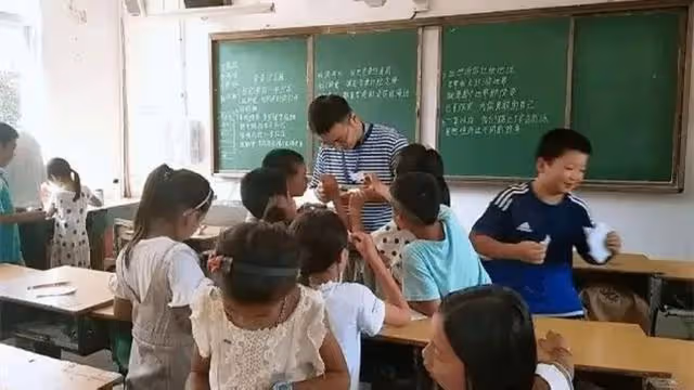 回顧：14年兩位「奪刀少年」，勇敢奪刀救下全車人命後來怎樣了？