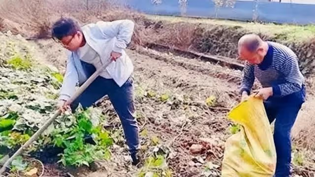 回顧:14年兩位「奪刀少年」,勇敢奪刀救下全車人命後來怎樣了?