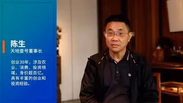 回顧:1980年貧困生考上北大全村湊車費,38年後每戶獲贈一套別墅