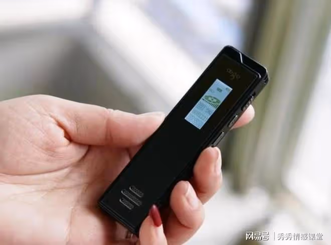 女記者臥底采耳店,發現裡面「別有洞天」,比我們想得荒唐