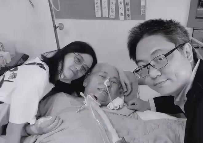 爺孫戀林靖恩消失半年首發文,手握1500萬,居無定所精神失控?