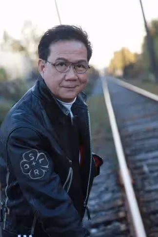 在內地罕見現身!74歲TVB「御用中風王」自嘲總演不幸富豪,癖好獨特,曾與鄭少秋齊名