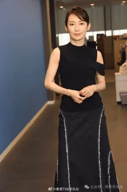周家怡爆周國賢著孖煙囪要打底!首演夫妻拍親熱戲驚覺性別對調